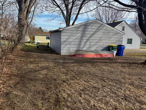 604 7th Avenue SW Pipestone MN 56164