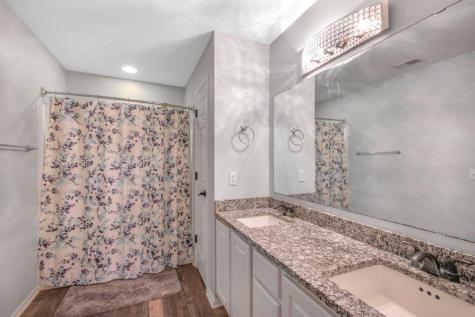 7466 Derby Lane Shakopee MN 55379