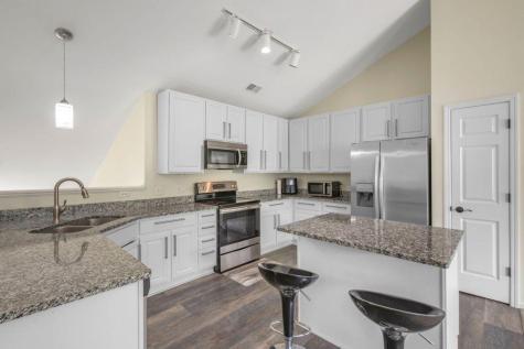 7466 Derby Lane Shakopee MN 55379