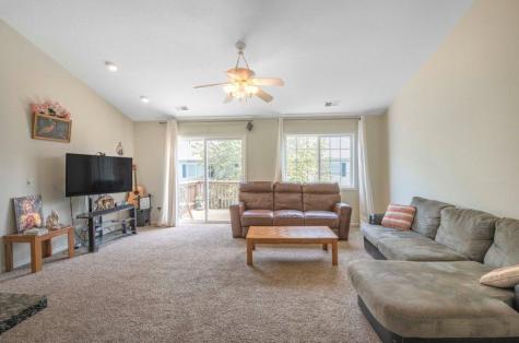 7466 Derby Lane Shakopee MN 55379
