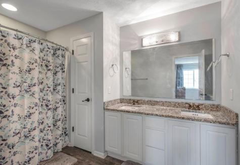 7466 Derby Lane Shakopee MN 55379