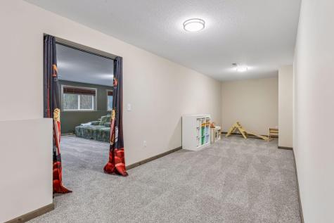 7314 255th Street Wyoming MN 55092