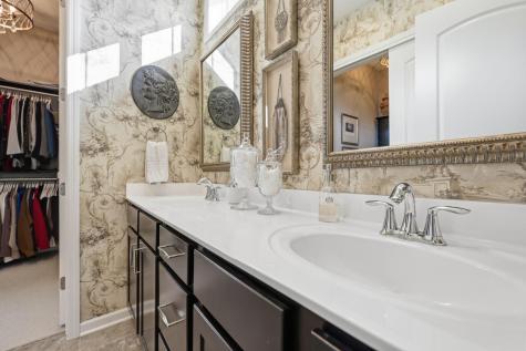 5023 Sundial Lane Woodbury MN 55129