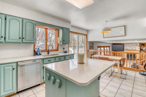 1425 Long Avenue Detroit Lakes MN 56501