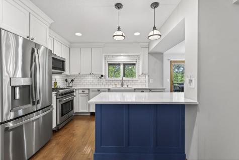 1289 Castle Court Golden Valley MN 55427