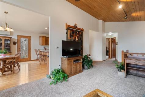 255 E Harney Road Esko MN 55733