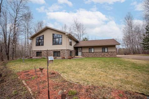 255 E Harney Road Esko MN 55733