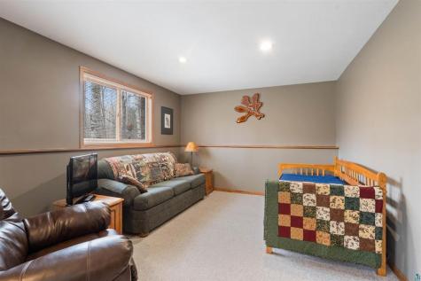 255 E Harney Road Esko MN 55733