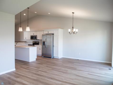 6709 Meadow View Drive S Fargo ND 58104