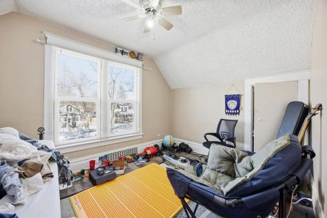 1422 8th Avenue S Fargo ND 58103