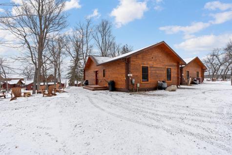 #525 Trapper's Landing Lodge Merit Way Walker MN 56484