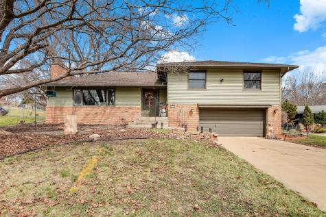 5116 Meadow Ridge Edina MN 55439