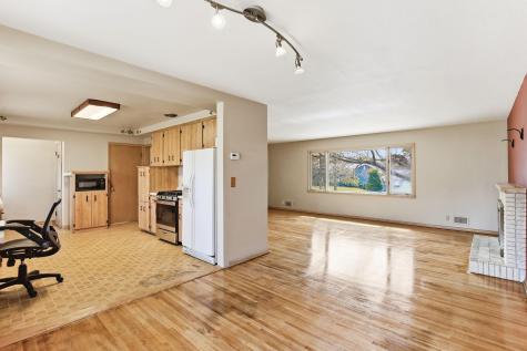 5116 Meadow Ridge Edina MN 55439
