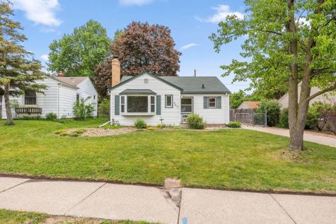 749 Cottage Avenue W Saint Paul MN 55117