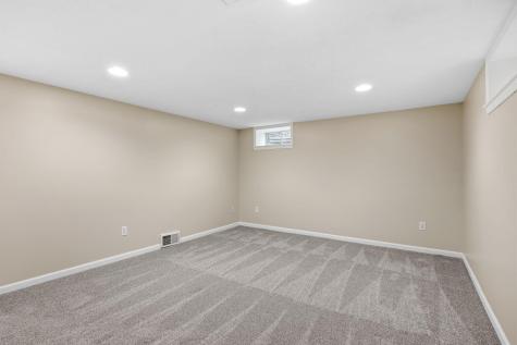 749 Cottage Avenue W Saint Paul MN 55117