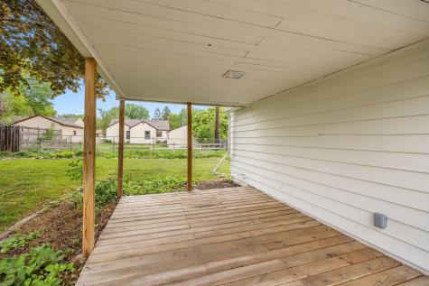 749 Cottage Avenue W Saint Paul MN 55117