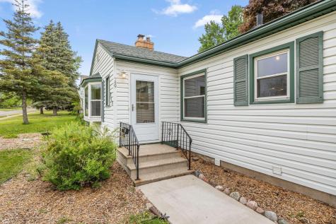749 Cottage Avenue W Saint Paul MN 55117