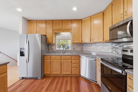 14289 Estates Avenue Apple Valley MN 55124
