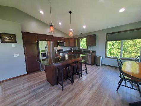 822 Deer Path Montgomery MN 56069