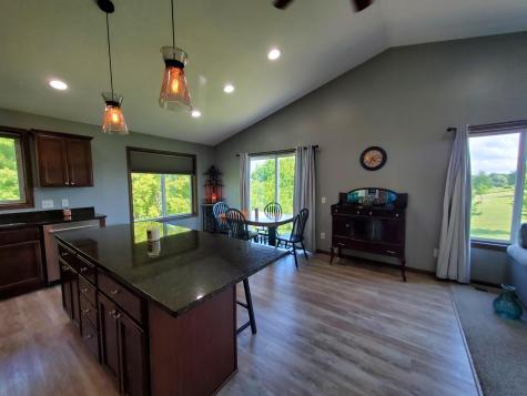 822 Deer Path Montgomery MN 56069