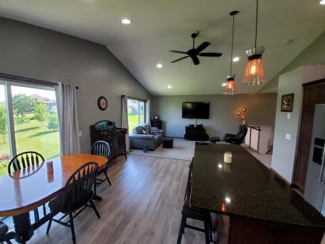822 Deer Path Montgomery MN 56069