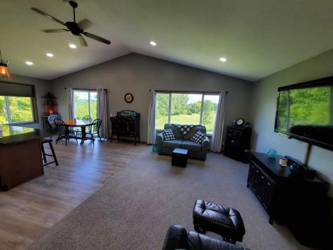 822 Deer Path Montgomery MN 56069