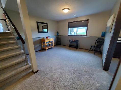 822 Deer Path Montgomery MN 56069