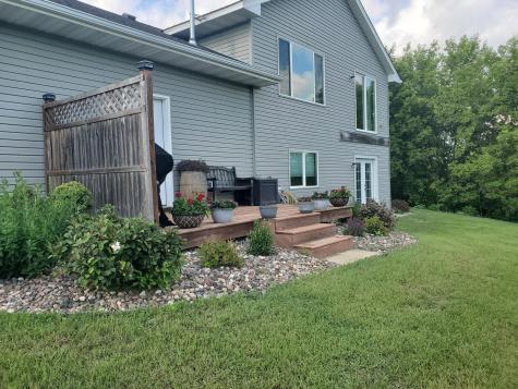 822 Deer Path Montgomery MN 56069
