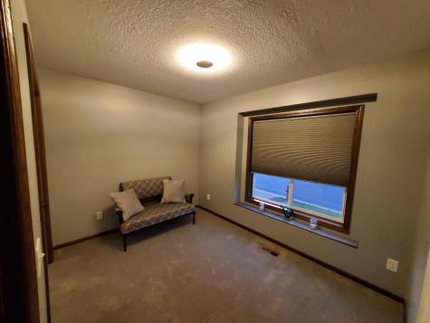 822 Deer Path Montgomery MN 56069