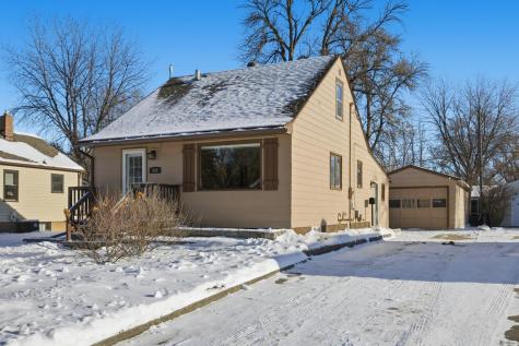 502 12th Street N Moorhead MN 56560
