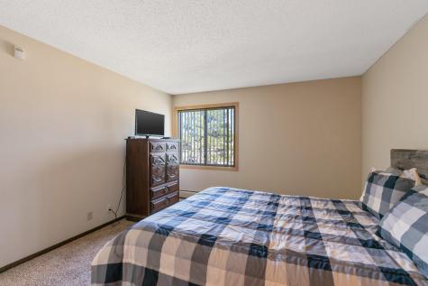 4710 58th Avenue N Crystal MN 55429