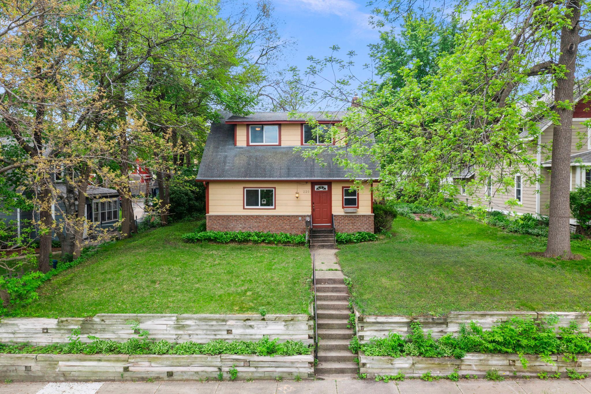 220 4th Avenue E Shakopee MN 55379