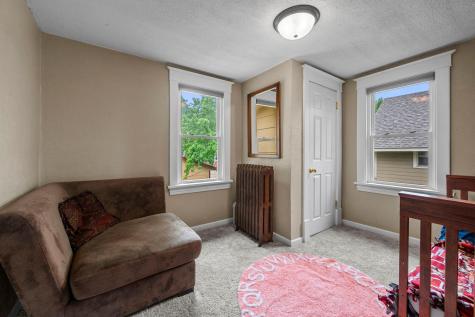 220 4th Avenue E Shakopee MN 55379