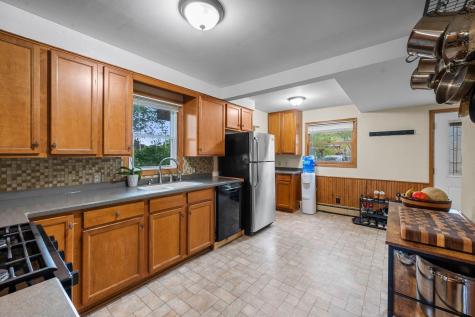 220 4th Avenue E Shakopee MN 55379