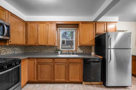 220 4th Avenue E Shakopee MN 55379