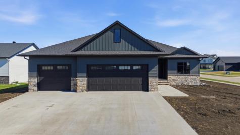 4257 Pine Parkway S Fargo ND 58104