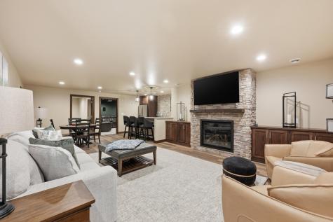 4257 Pine Parkway S Fargo ND 58104