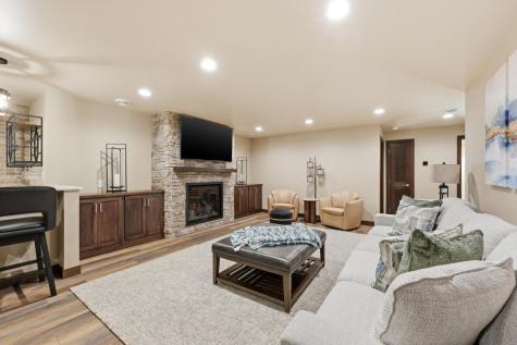 4257 Pine Parkway S Fargo ND 58104
