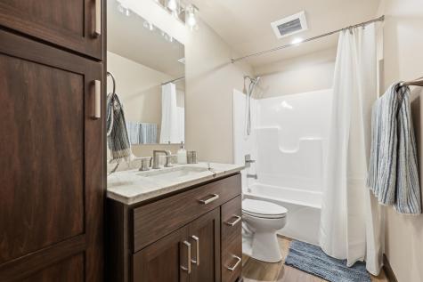 4257 Pine Parkway S Fargo ND 58104
