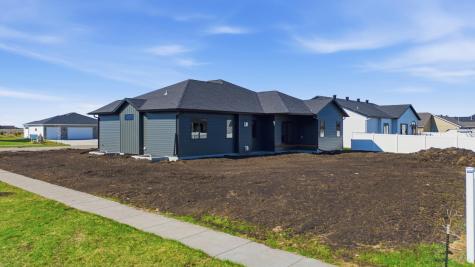 4257 Pine Parkway S Fargo ND 58104