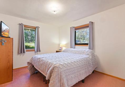 65 Logan Avenue E West Saint Paul MN 55118