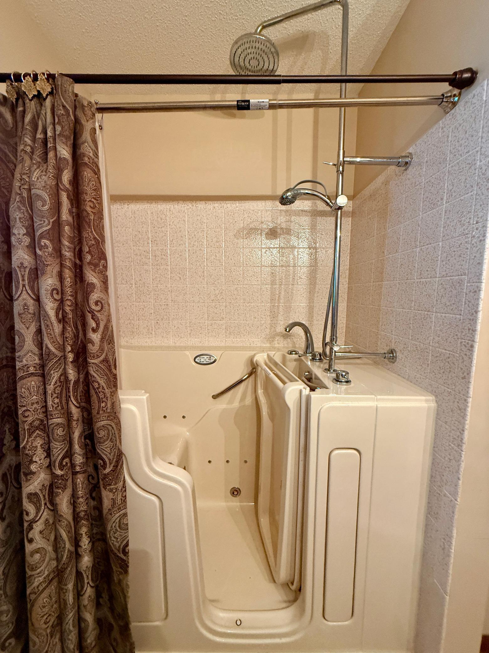 146 Washington Avenue Alden MN 56009