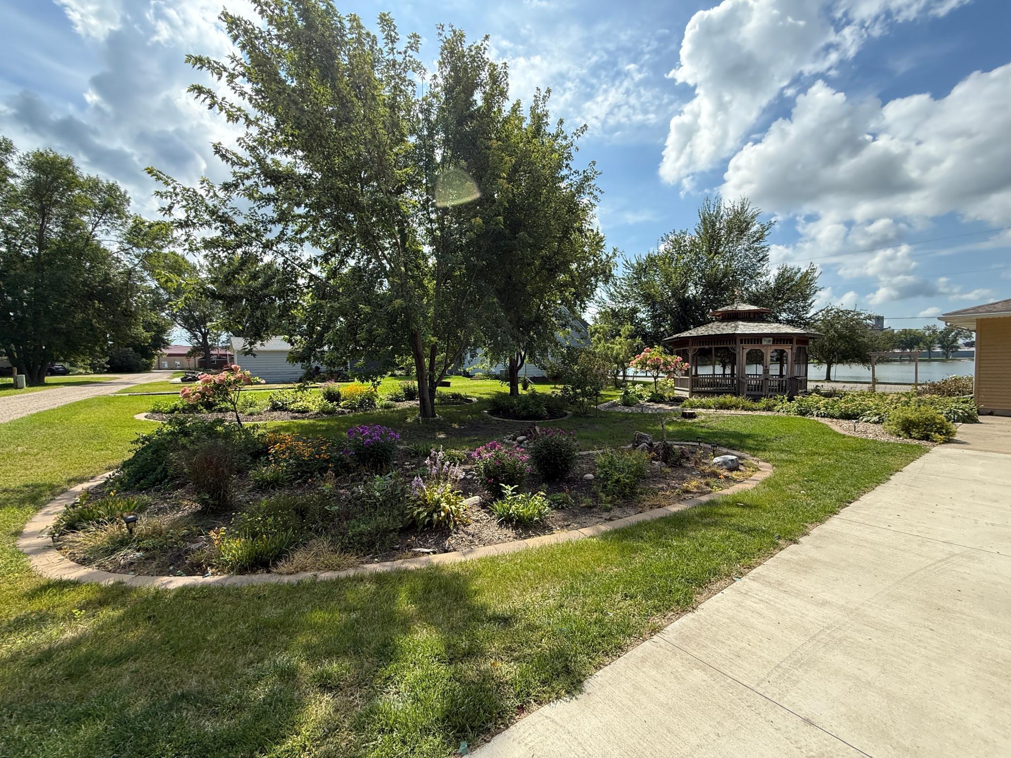 146 Washington Avenue Alden MN 56009