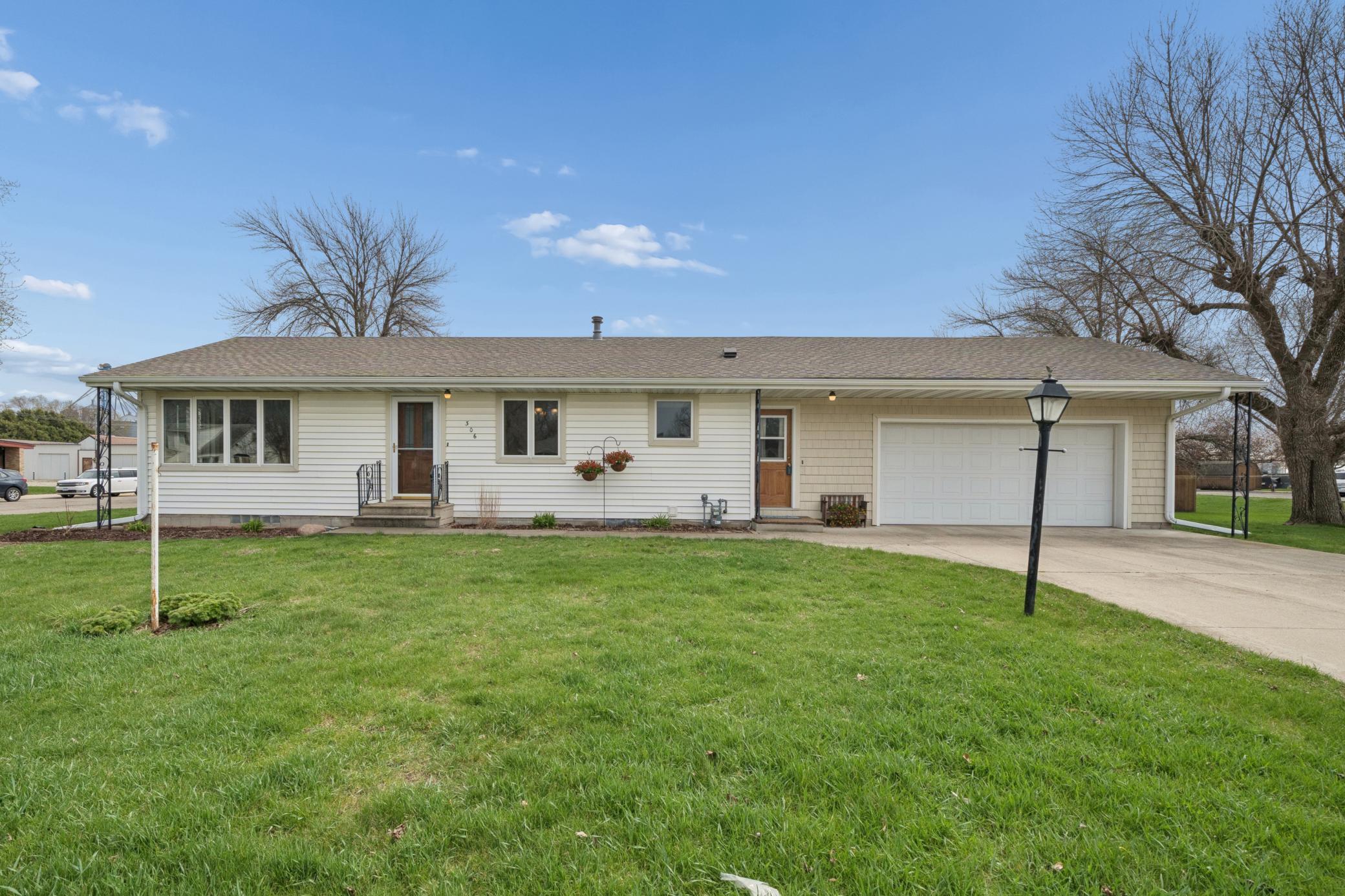 306 3rd Avenue SE Blooming Prairie MN 55917