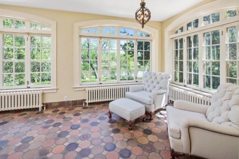 2728 Dean Parkway Minneapolis MN 55416