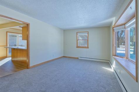 324 N Gilman Avenue Litchfield MN 55355