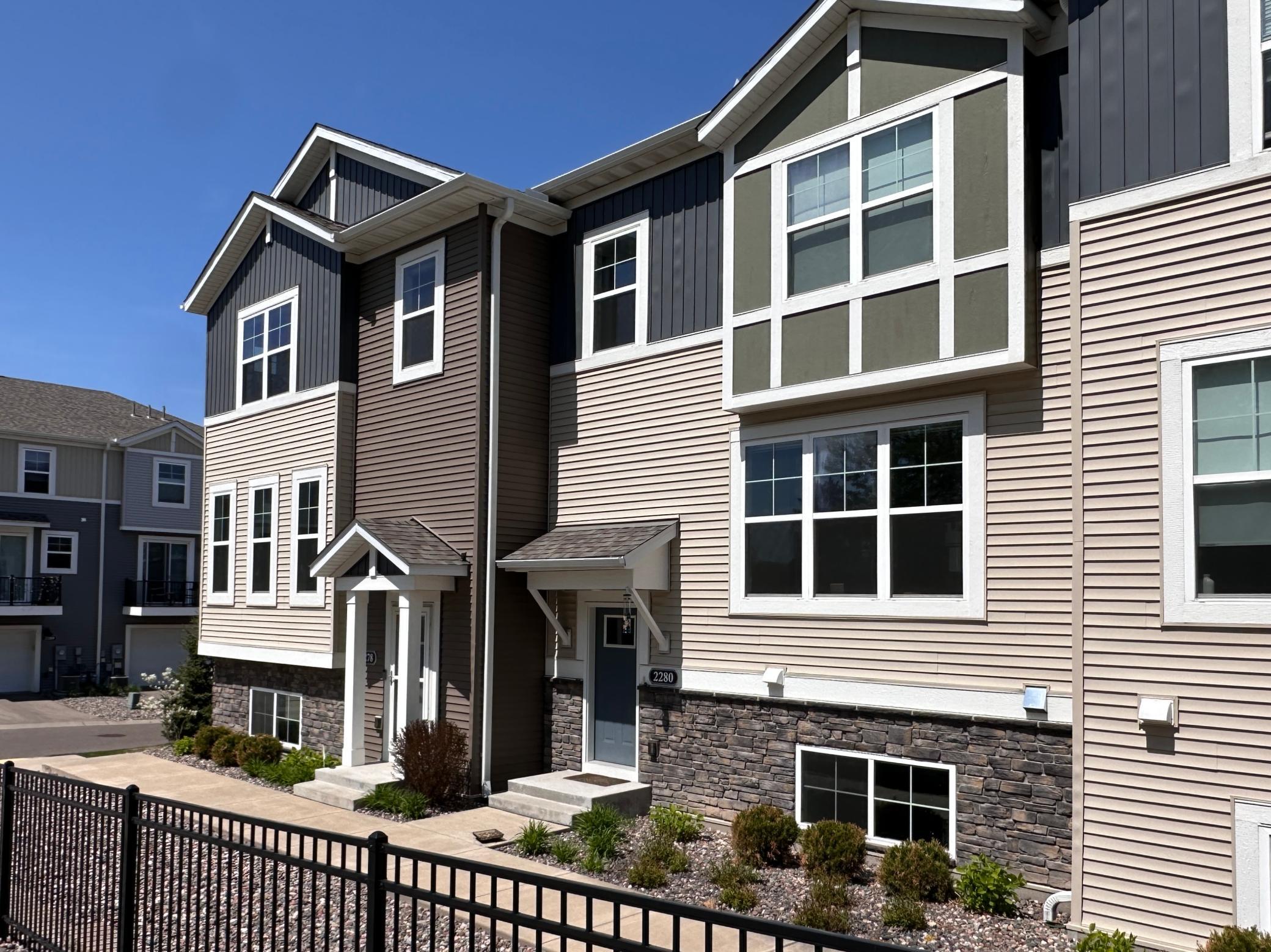 2280 Polar Way North Saint Paul MN 55109
