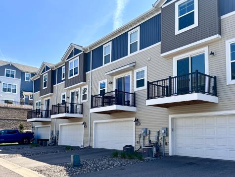 2280 Polar Way North Saint Paul MN 55109