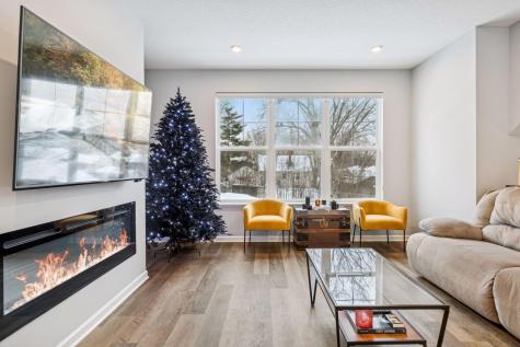 2280 Polar Way North Saint Paul MN 55109