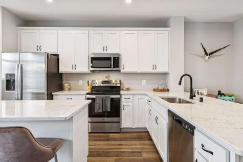 2280 Polar Way North Saint Paul MN 55109